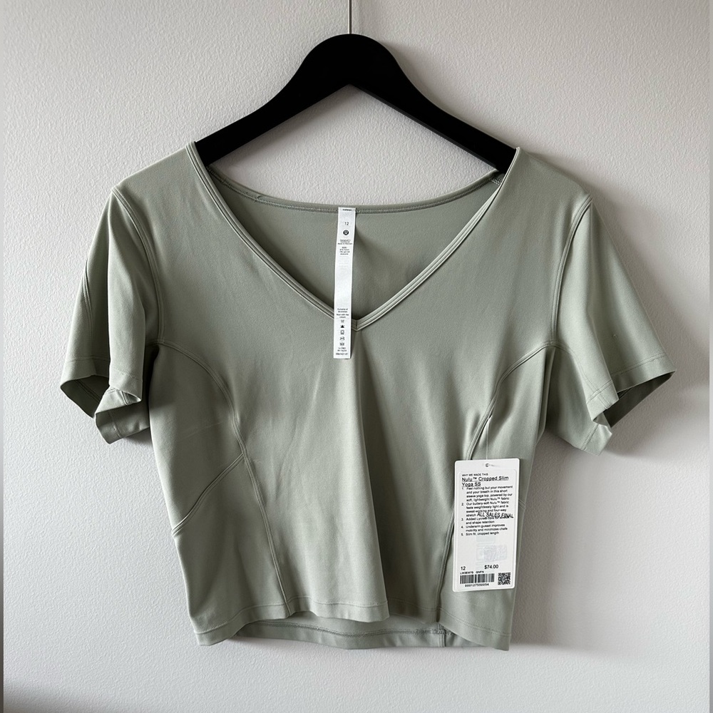 Lululemon Nulu Cropped Slim Yoga SS
